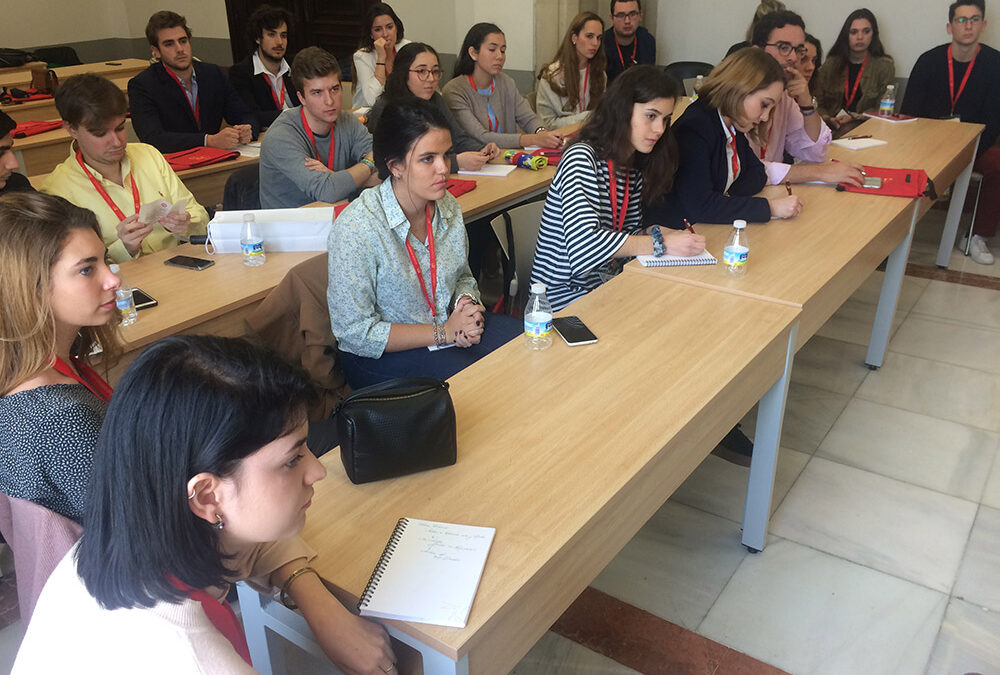 ALUMNI COLLEGE EN LA XXXIX EDICIÓN DE LAS JORNADAS DE COLEGIOS MAYORES UNIVERSITARIOS