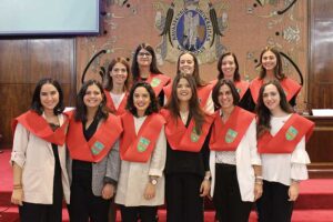 apertura-alumni-college