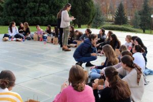 estudio-alumni-college