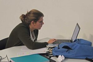 estudio-alumni-college