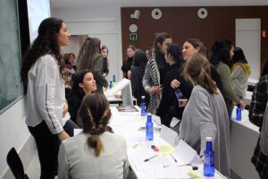 debate-alumni-college