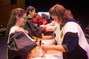 becas-alumni-college-2019