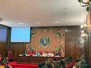 apertura-alumni-college