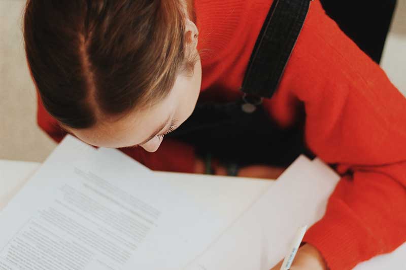 estudio-alumni-college