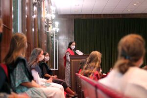 apertura-alumni-college