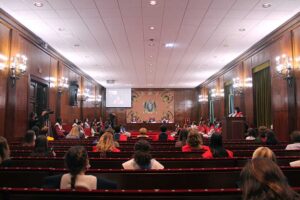 apertura-alumni-college