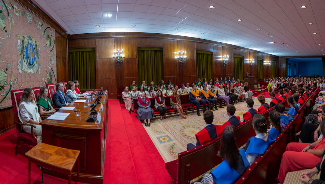 ACTO DE APERTURA DEL CURSO 2022/2023 DE ALUMNI COLLEGE