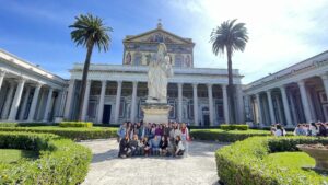 UNIV 2023: "LA PARADOJA DE LA FELICIDAD" 6 IMG 6880