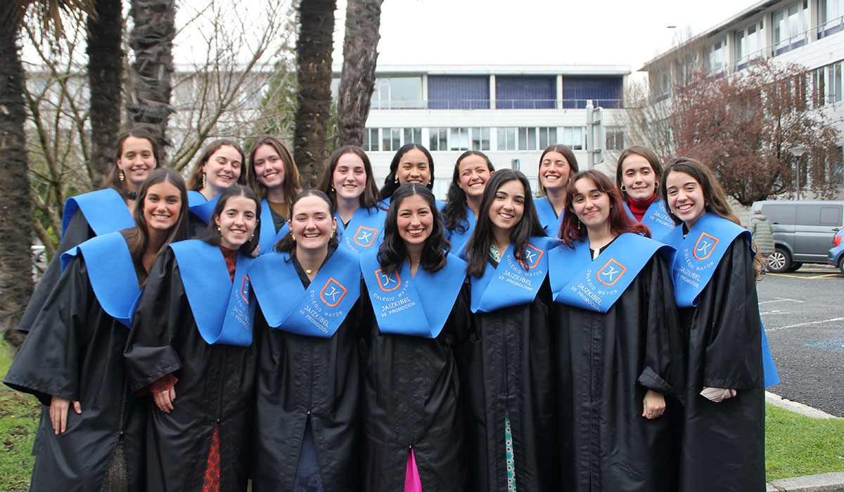 Carrusel colegio mayor jaizkibel alumni college 01