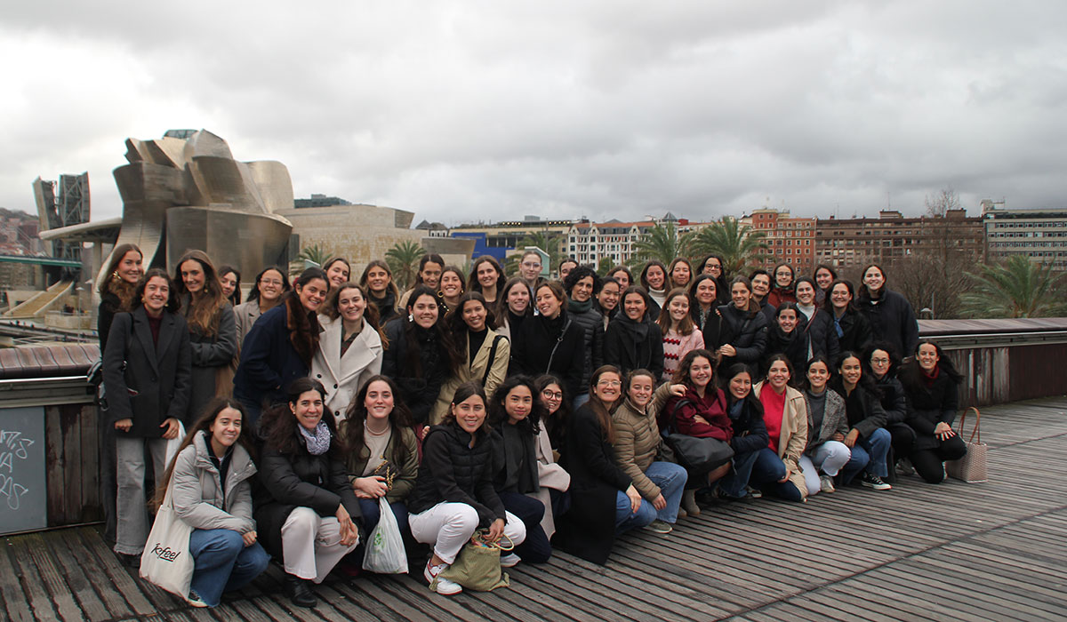 Carrusel colegio mayor jaizkibel alumni college 02