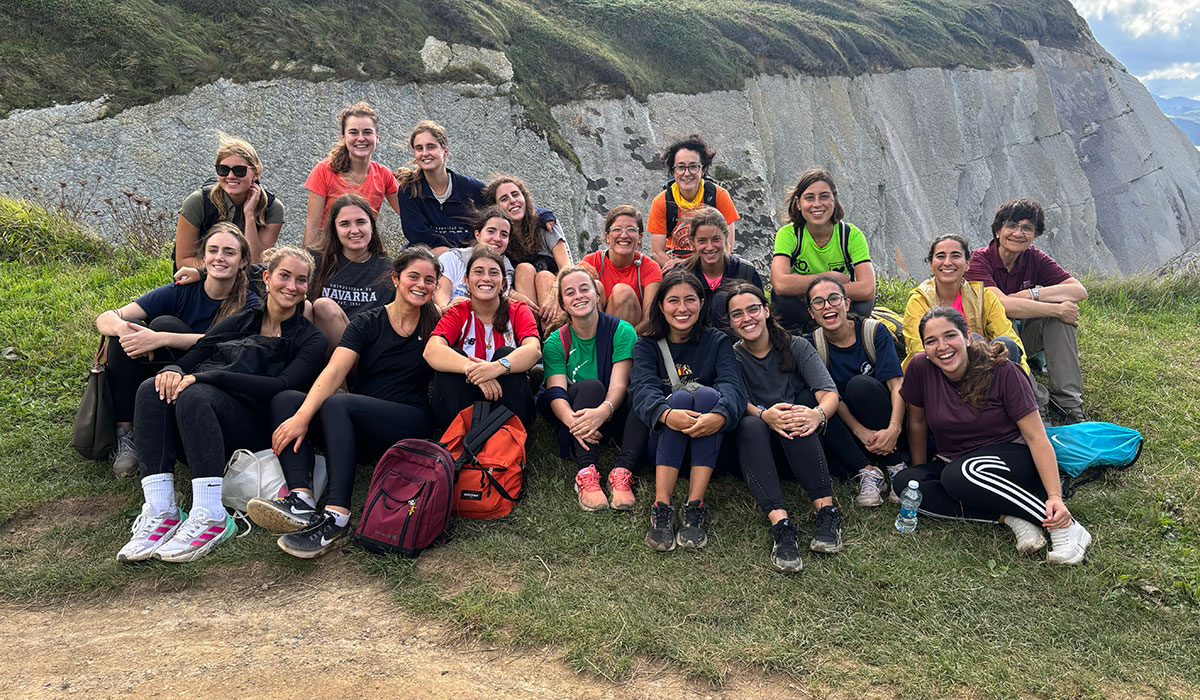 Carrusel colegio mayor jaizkibel alumni college 08