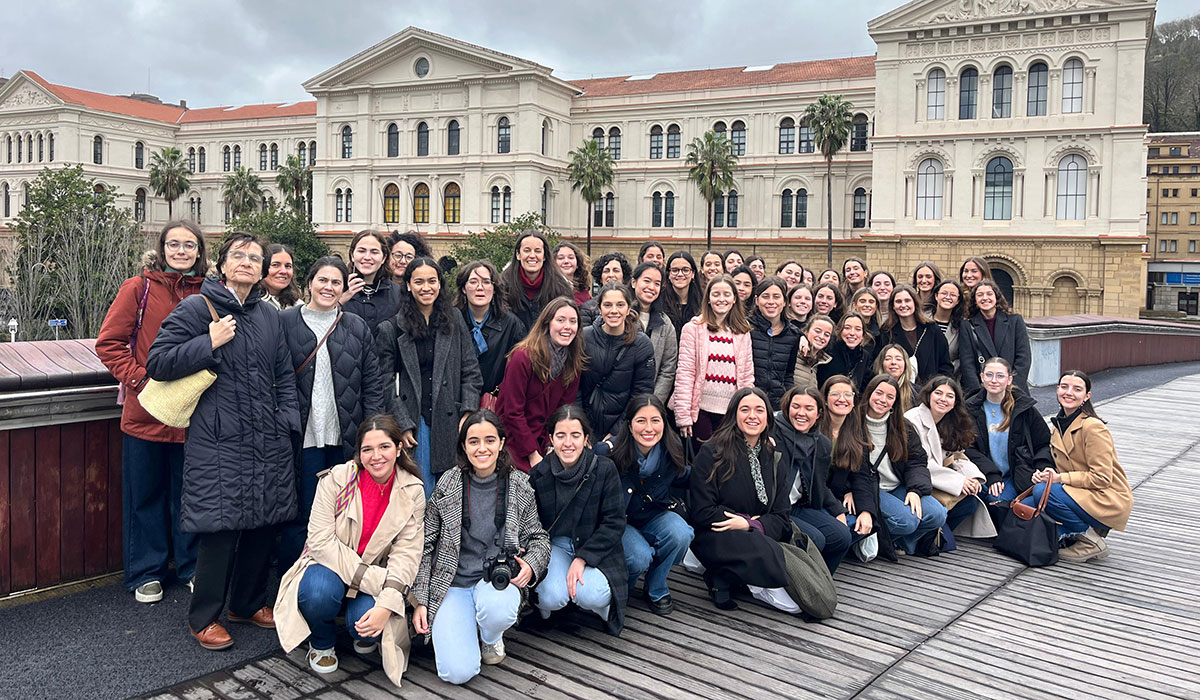 Carrusel colegio mayor jaizkibel alumni college 10